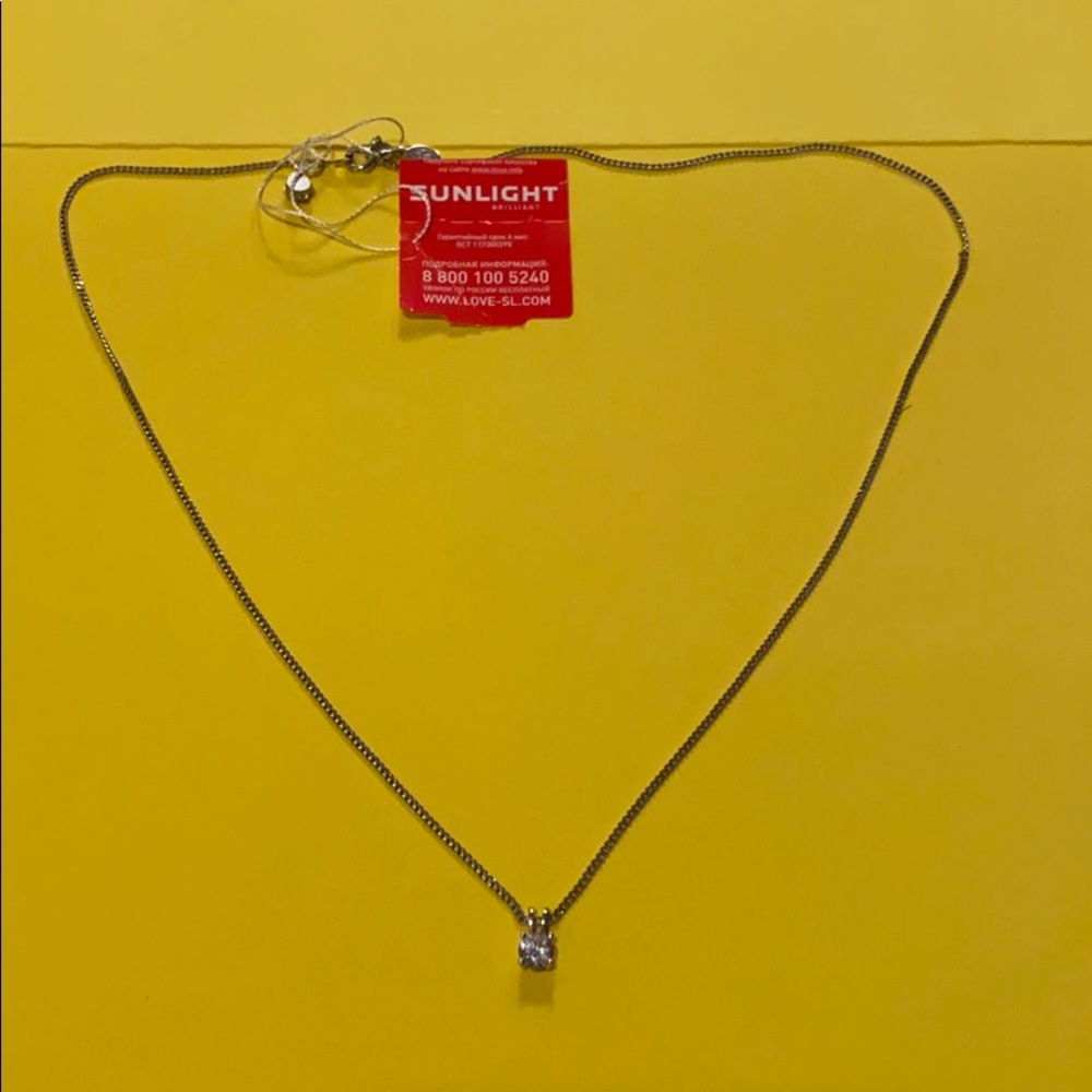 NWT genuine silver necklace with pendant